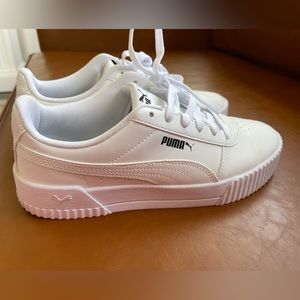 Puma Carina sneaker